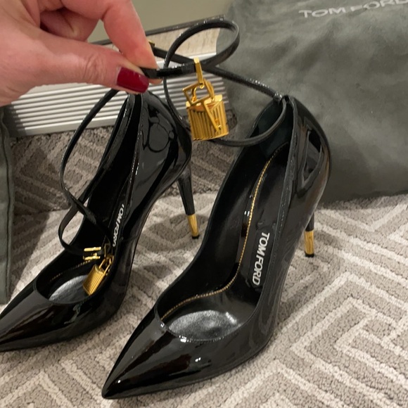 BRAND NEW Tom Ford Women Pump - Picture 2 of 11